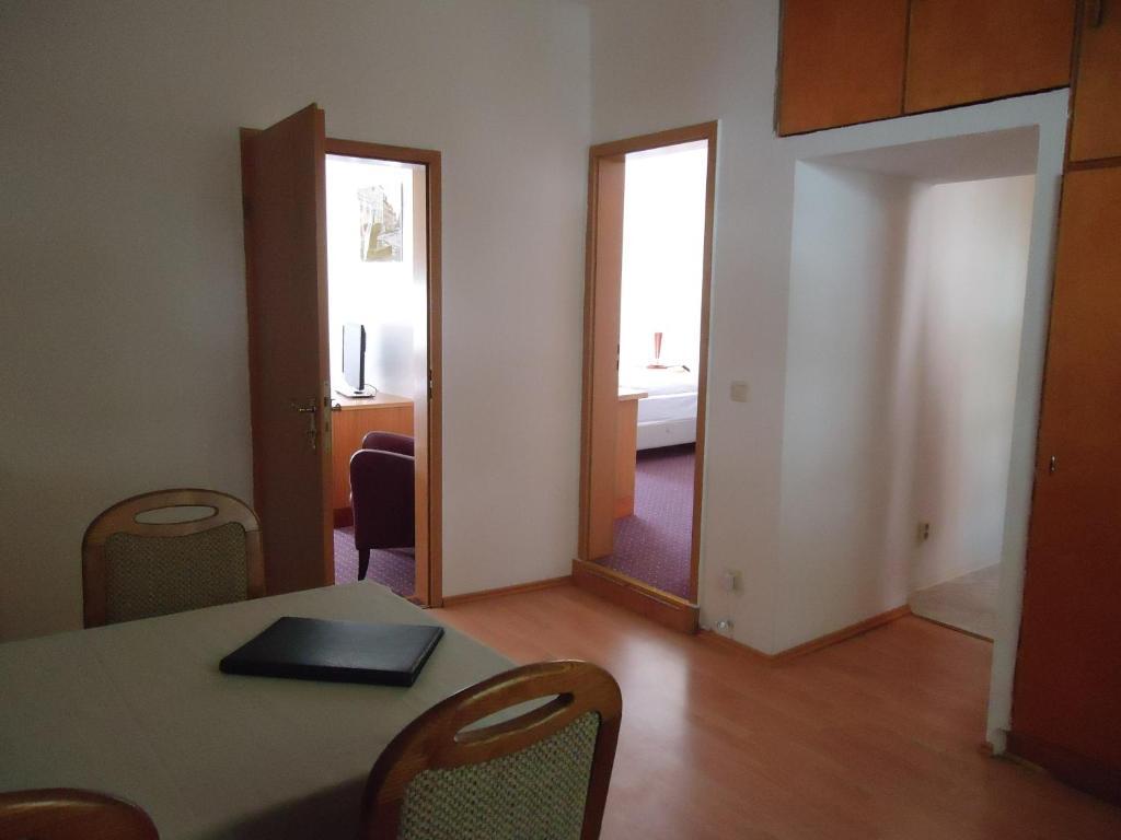 Hotel Schweizer Hof Хале Стая снимка
