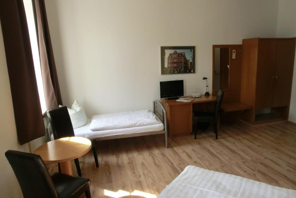Hotel Schweizer Hof Хале Стая снимка