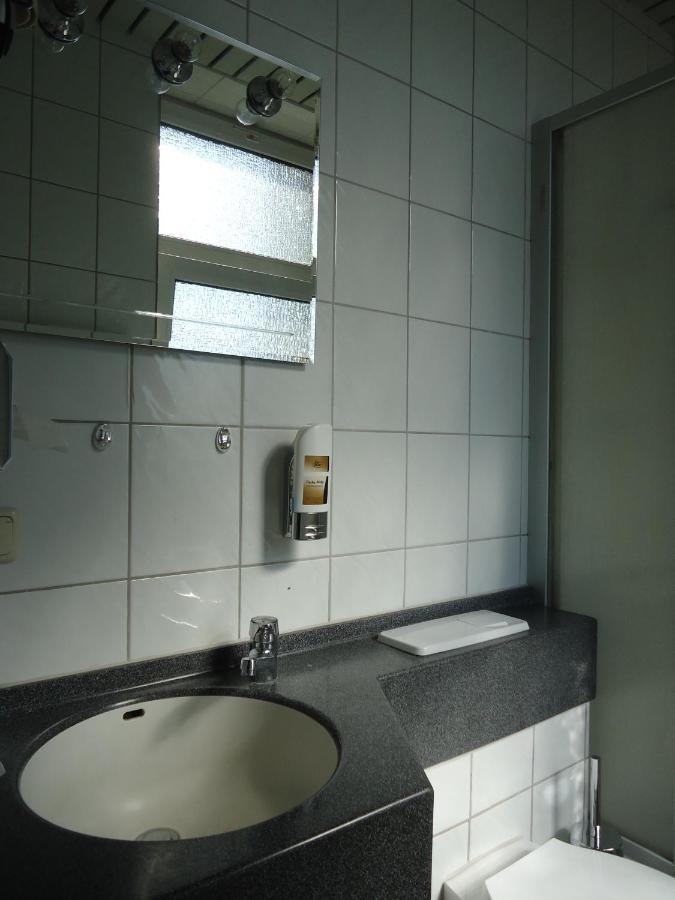 Hotel Schweizer Hof Хале Стая снимка